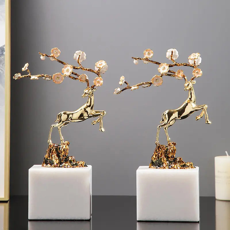 Durango Dust Elk Tabletop Decor