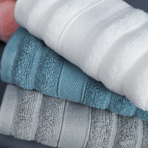 4pcs Useful Towel Square Face Towels Strong Water Absorption Kids Children Small Pure Cotton Towel Wipe Hands 35*35cm