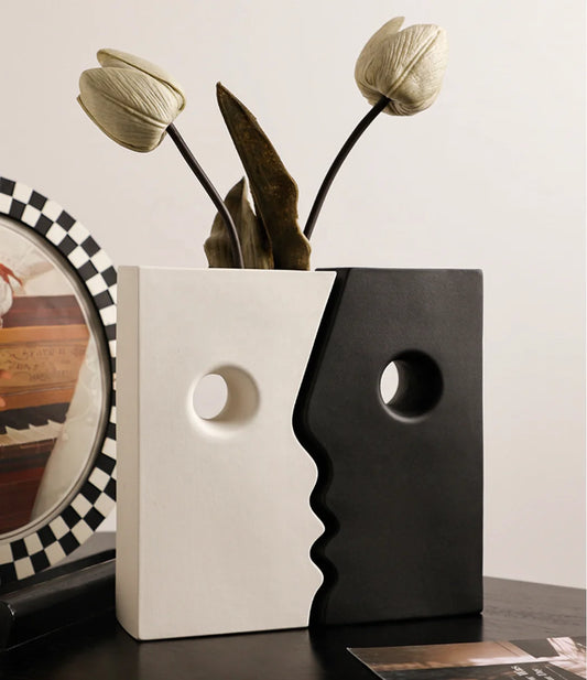 Nevaeh Abstract Vase