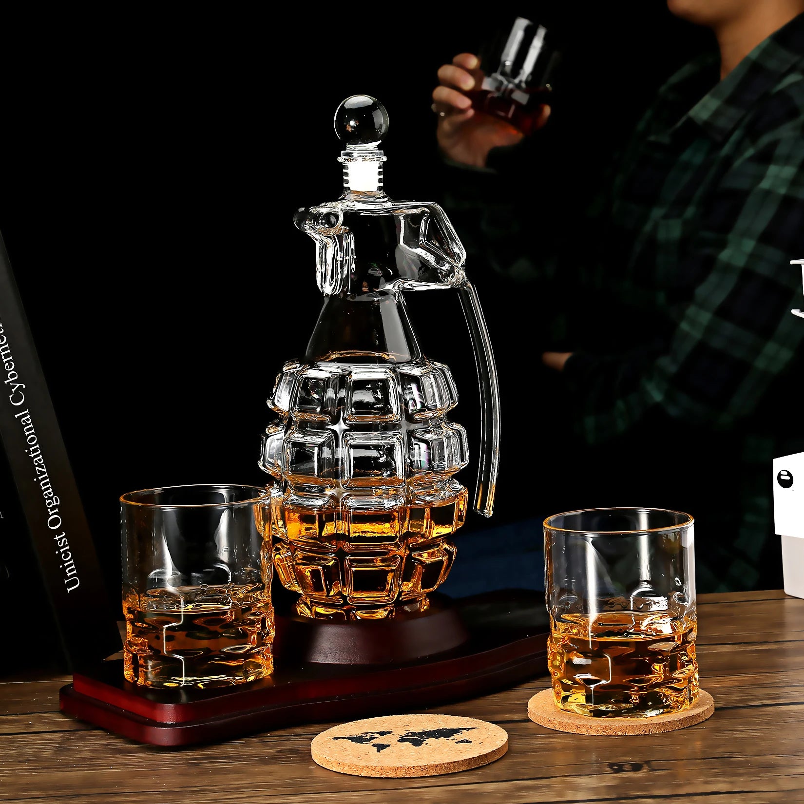 Premium Whiskey Decanter Set Granade Shape Decanter Set