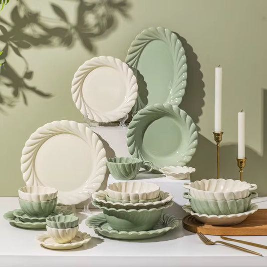 Lottie Cream Dinnerware Collection
