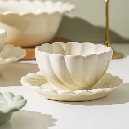 Lottie Cream Dinnerware Collection