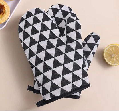Marcel Patterned Oven Mitts