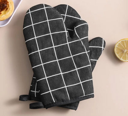 René Black Checked Oven Mitts