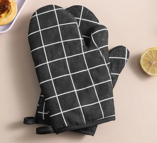 René Black Checked Oven Mitts