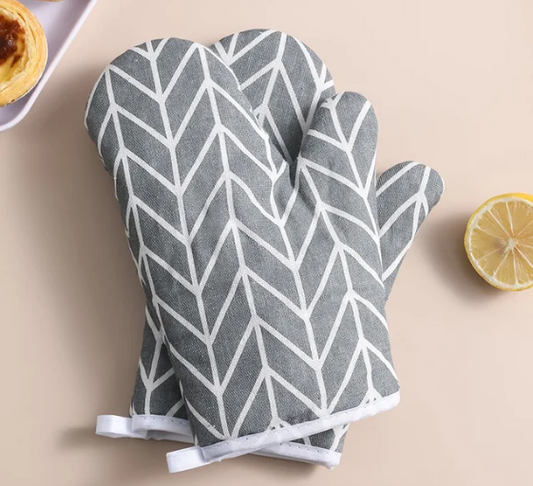Sacha Patterned Grey Oven Mitts