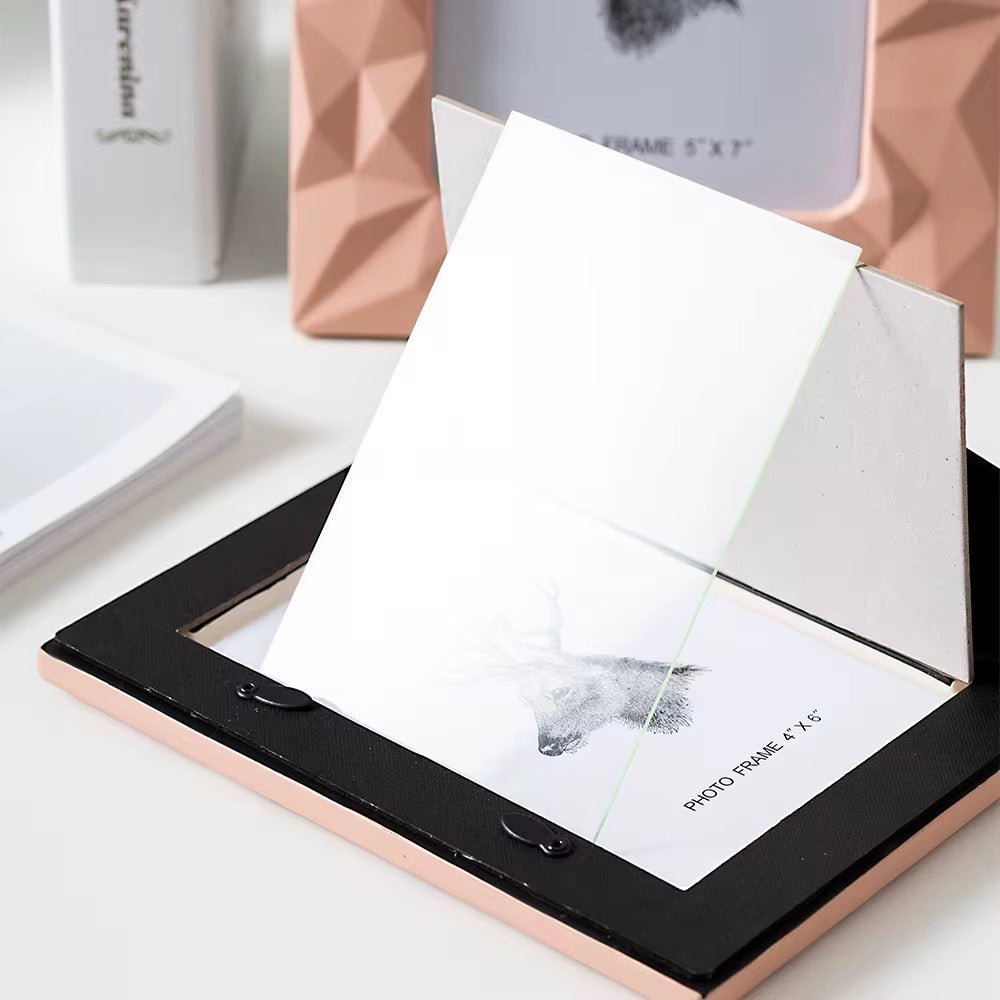 Modern Photo Frame